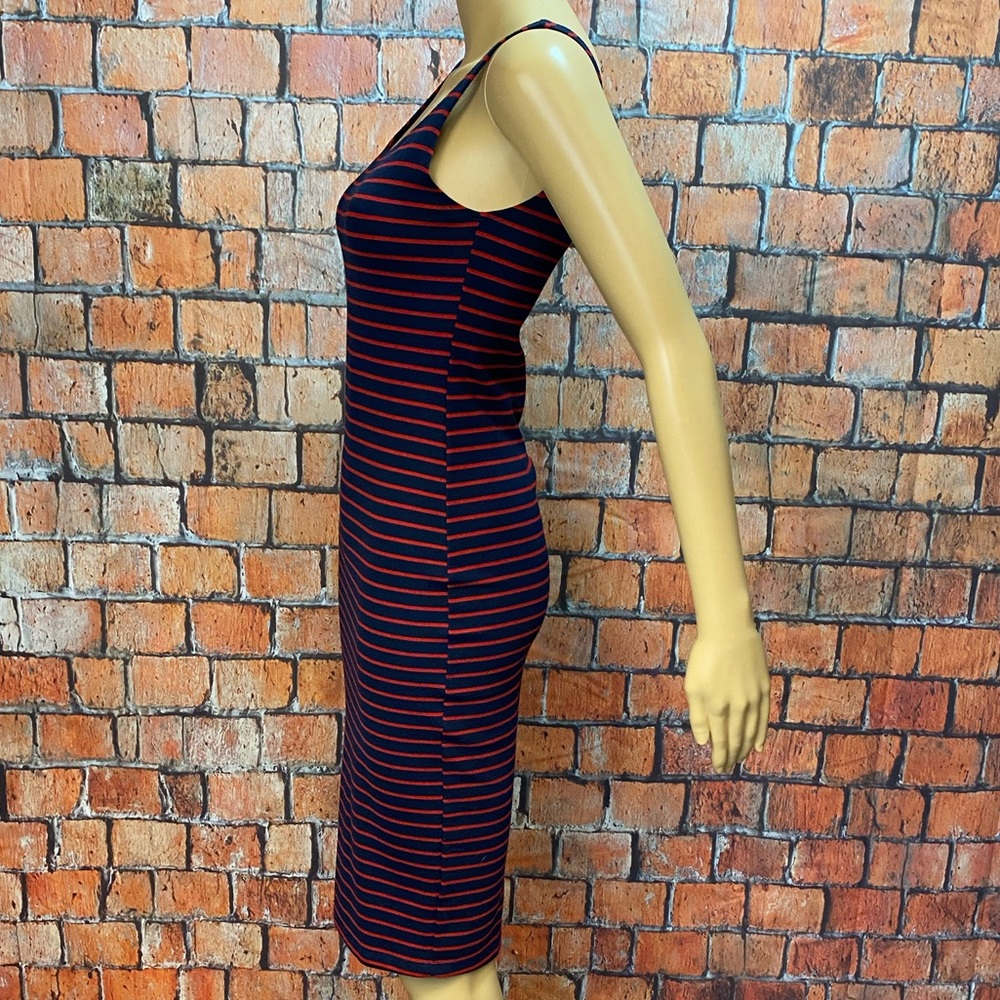Popular Basics Striped Bodycon Dress - Picture 3 of 9